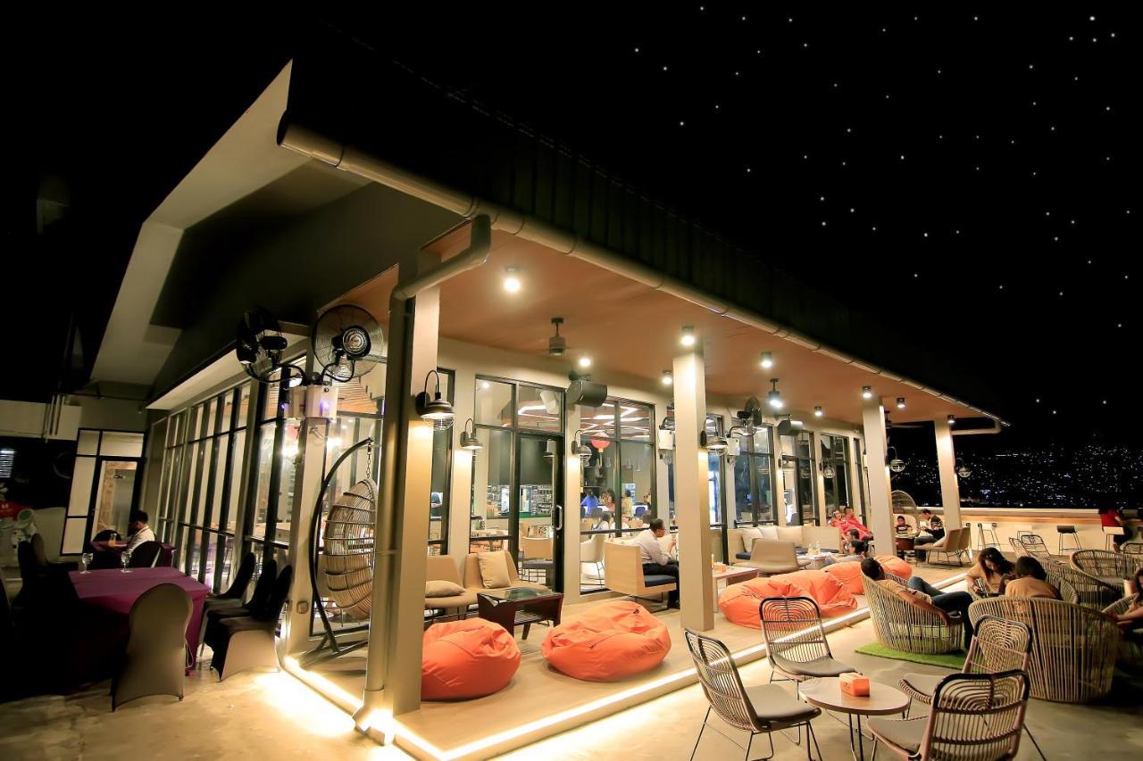 Swiss-Belhotel Ambon Eksteriør billede